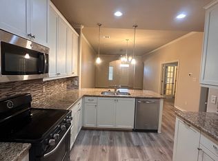 3823 Harvey Rd, College Station, TX 77845