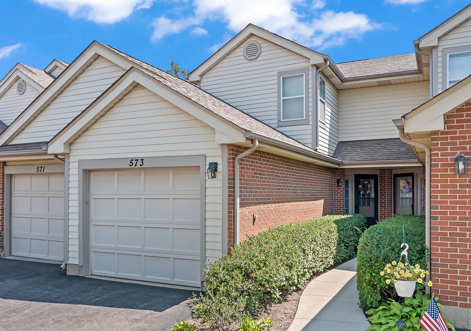 573 E Windgate Ct 11D4, Arlington Heights, IL 60005 MLS 11841082