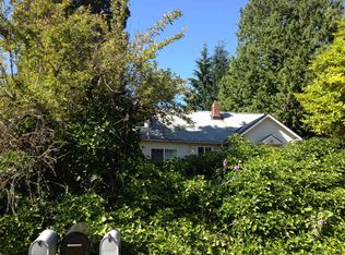 10307 Roosevelt Way NE, Seattle, WA 98125