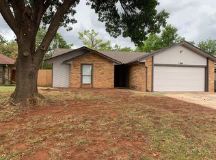 1208 Lapwing Rd, Edmond, OK 73003