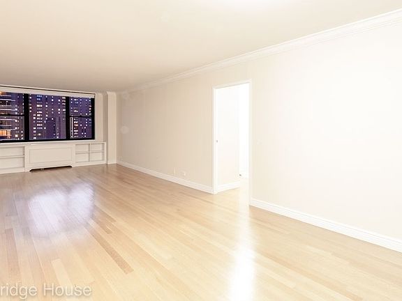 5th image of 201 E 87th St APT 10P