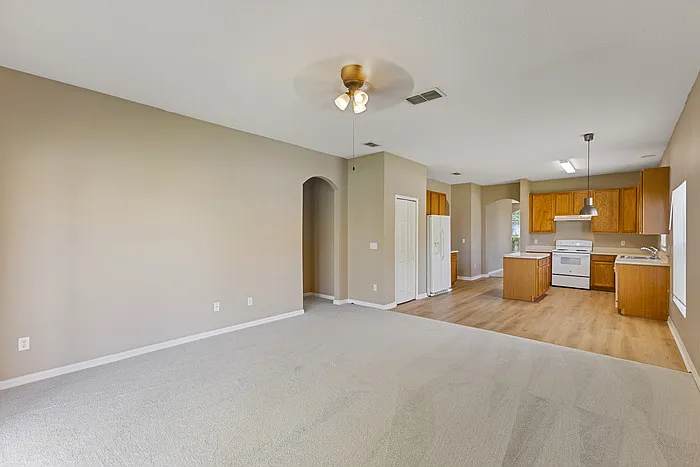 1209 Willow Branch Dr — Photo 12