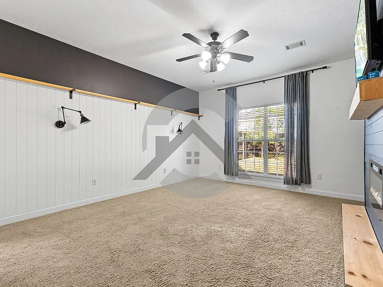 3005 Plateau Dr — Photo 9