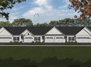 10 Erie Ridge Dr #15, Henrietta, NY 14467