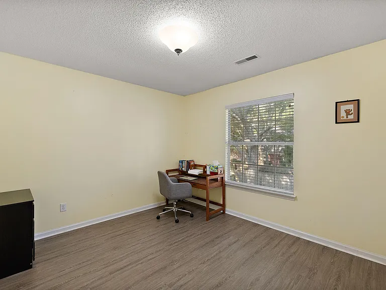 1379 Center Lake Dr — Photo 9