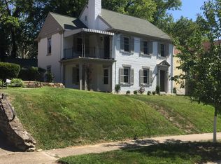 2946 Douglas Ter, Cincinnati, OH 45212