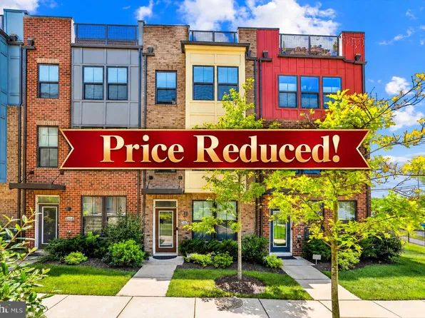 6102 Chronicle St, Hyattsville, MD 20782