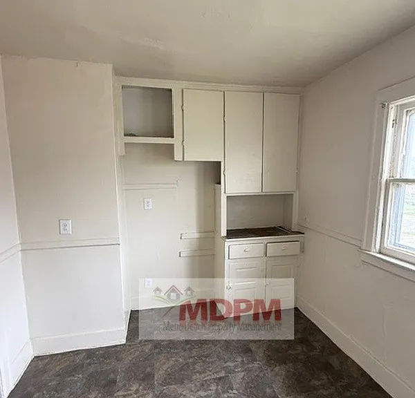 3244 Tuxedo St #2 — Photo 6