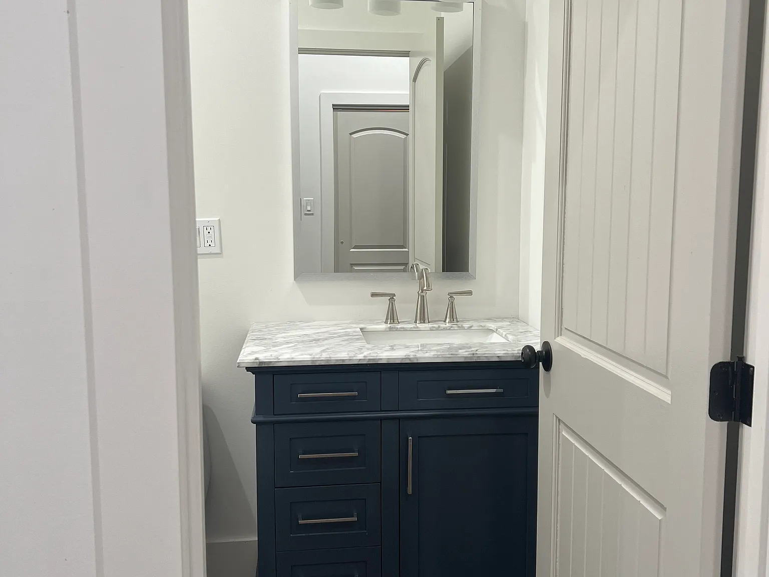 2 bed, 1079 sqft, $1,350 — Photo 3