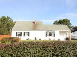 54 Blackpine Dr, Medford, NY 11763