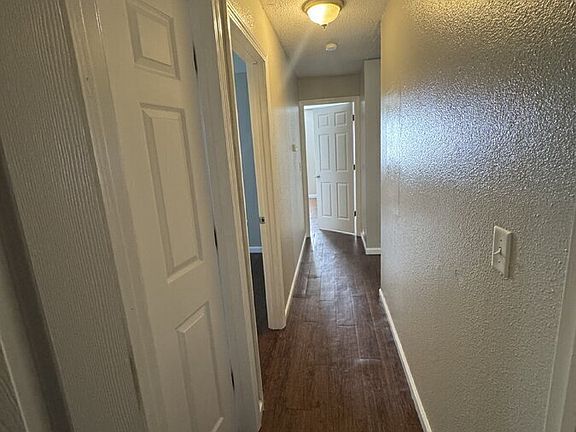 5th image of 18 Heathercrest St APT 1
