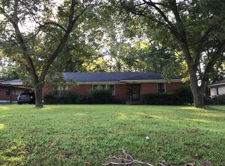 2942 Allen Rd, Memphis, TN 38128