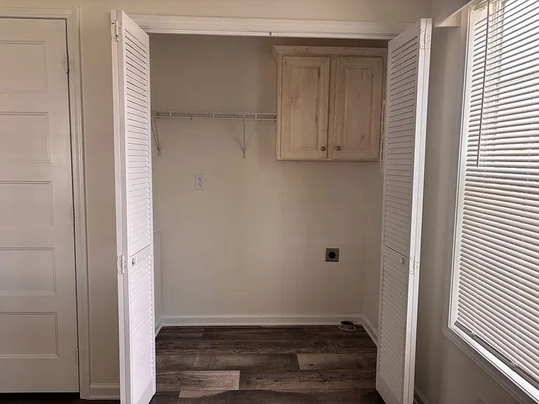 459 Emden St #459 — Photo 9