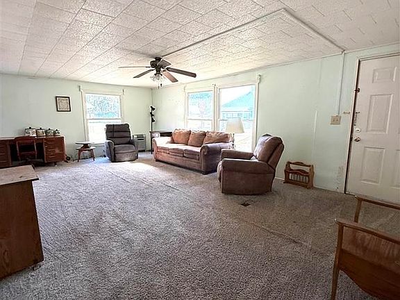 3rd image of 509 N Davis St