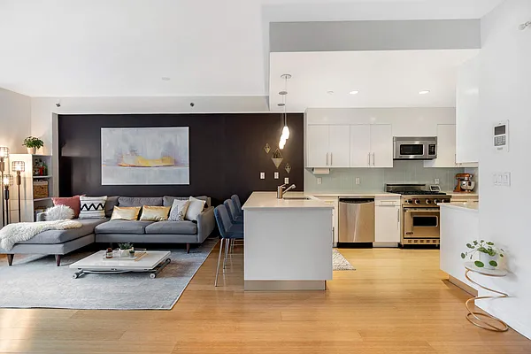 Rented by Compass | media 10