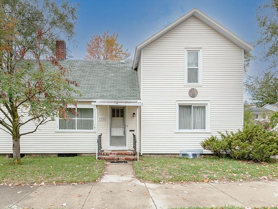 1st image of 1938 Morton Ave