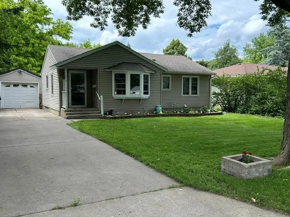 514 Clark St NE, Hutchinson, MN 55350