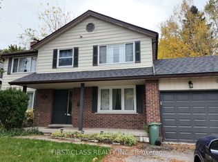 576 Kortright Rd W, Guelph, ON N1G 3H8