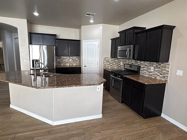 874 Blue Park Ave — Photo 12