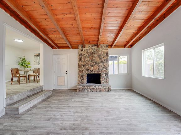 2nd image of 674 Palomar Ave