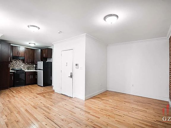 4th image of 77 W 119th St #3A