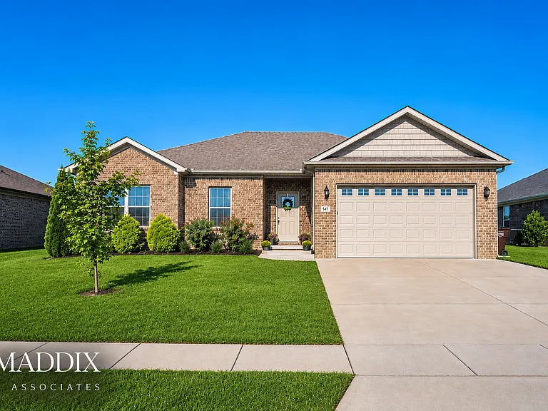 547 Southern Cross Dr — Photo 1