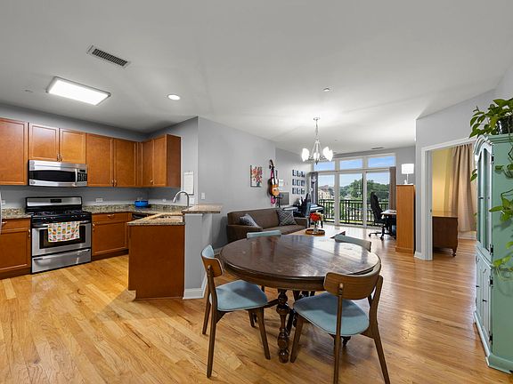 5th image of 140 S River St Unit 312