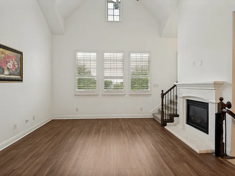 4252 Charles Rd — Photo 4