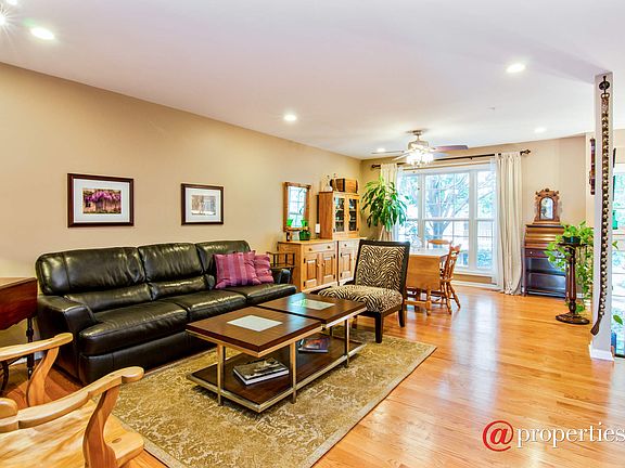 Living Room / Dining Room