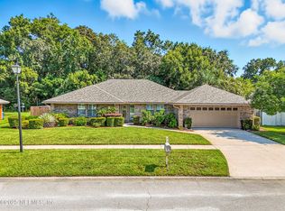 4531 Barrington Oaks Dr, Jacksonville, FL 32257