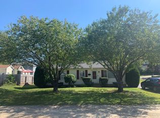 10 Darrow St, Worcester, MA 01606