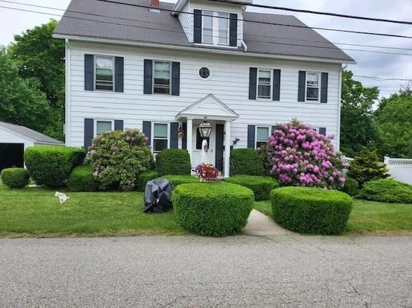 36 Armory Ln, Southbridge, MA 01550