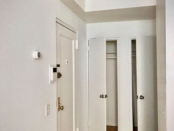 4th image of 103 E 10th St APT 1A