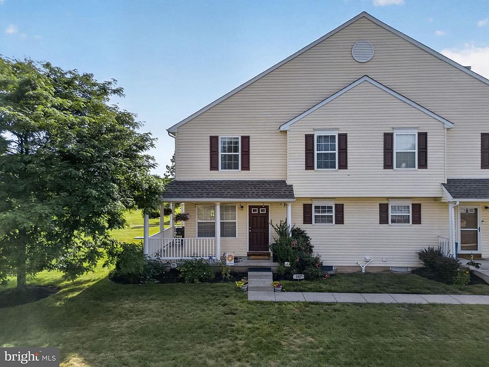 1st image of 187 Prairie Ct #187
