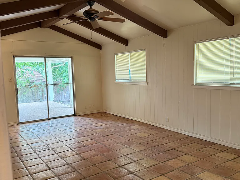 5927 Forest Knoll St — Photo 27