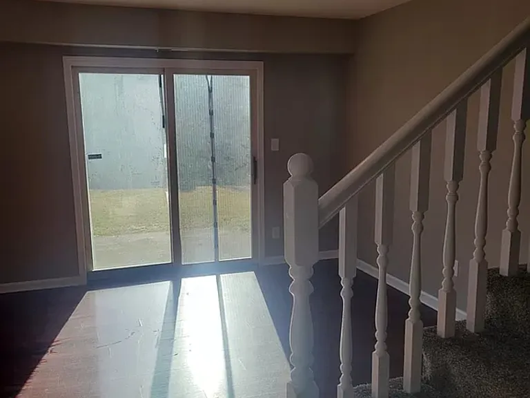 6083 Pennsylvania Dr — Photo 19