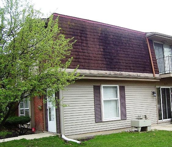 1st image of 607 Burgess Ct