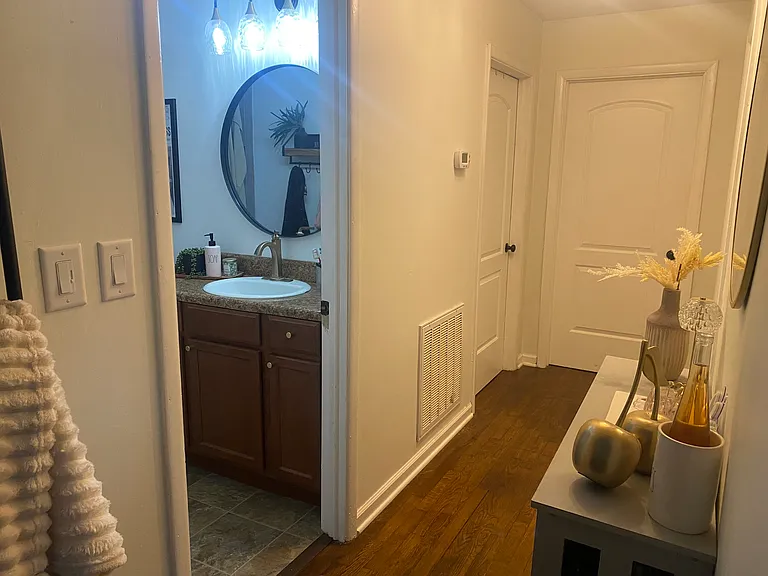 8027 Pelleaux Rd — Photo 11