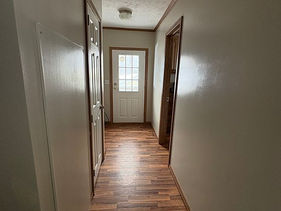 2nd image of 72 Jenna Ln