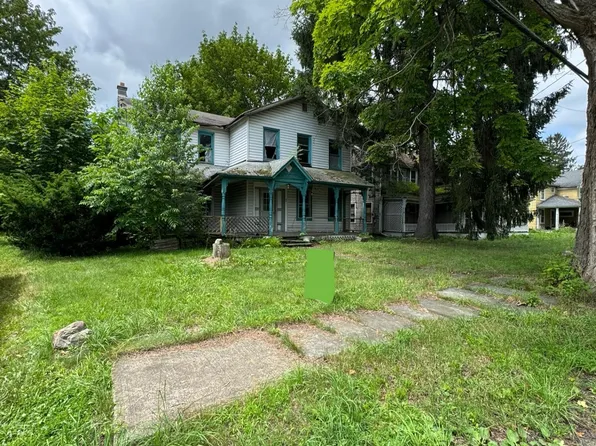 41 William St, Hallstead, PA 18822