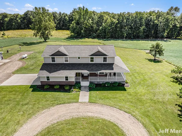 11100 Four Mile Rd NE, Lowell, MI 49331
