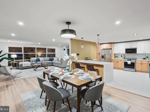 7612 Coventry Ave, Elkins Park, PA 19027