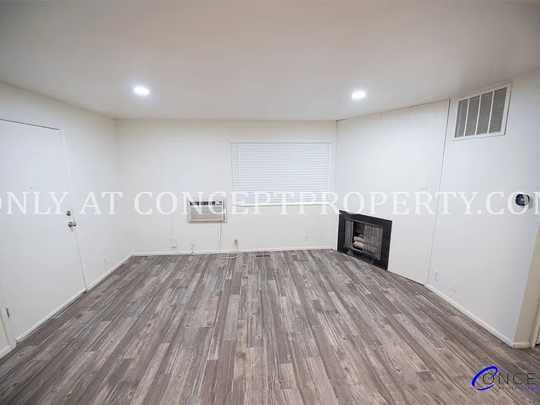 132 E 2nd Ave — Photo 68