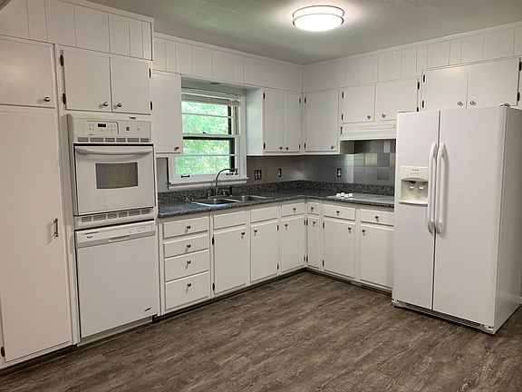 4th image of 219 Highview Dr