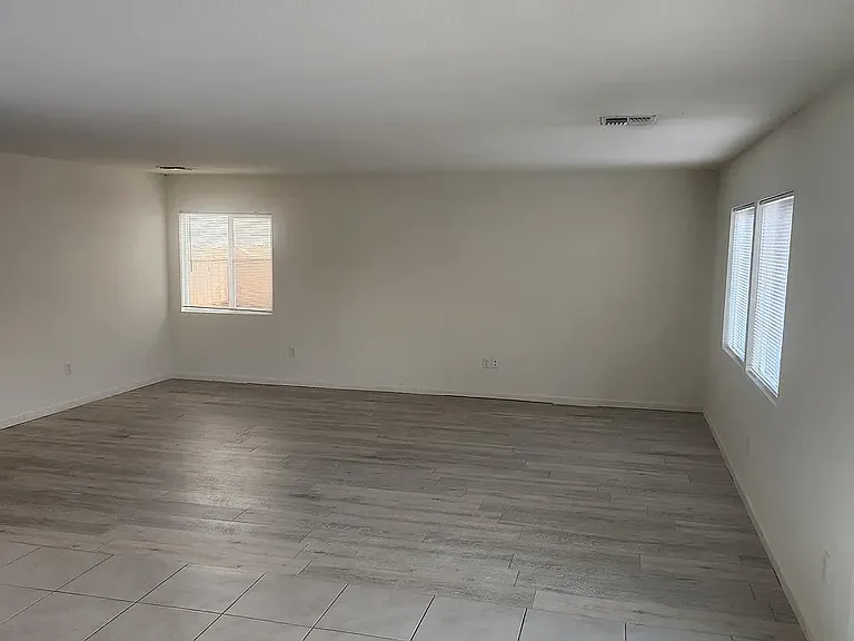 8829 Finnsech Dr — Photo 5