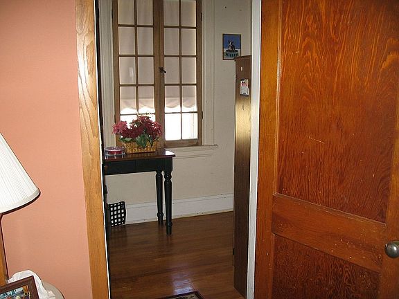 entryway / sunporch