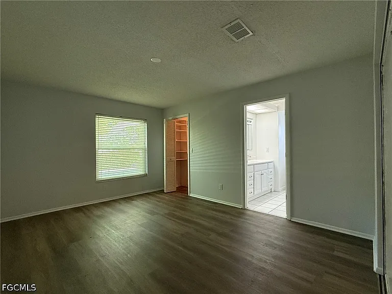 3510 SE 2nd Ave — Photo 9