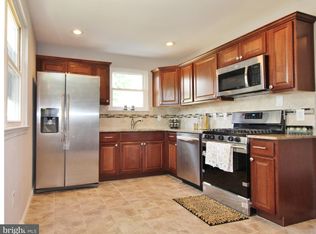 15 Cherry Rd, New Castle, DE 19720