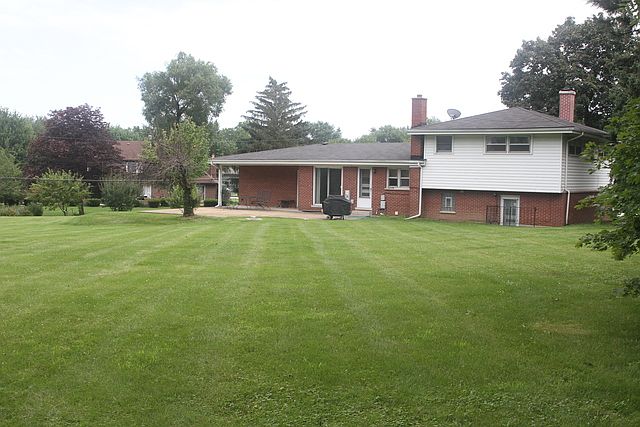 1st image of 1250 Iroquois Ct