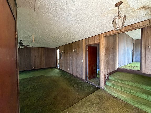 4th image of 96-1160 Kamani St